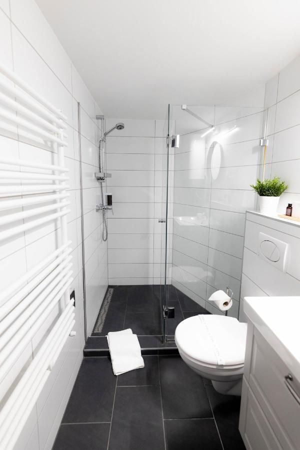 Roomstore Studio Apartments เอ็กเกอร์ ภายนอก รูปภาพ